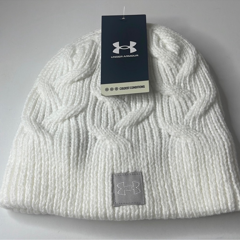 Under Armour Half Time Cable Knit Beanie Winter Hat White